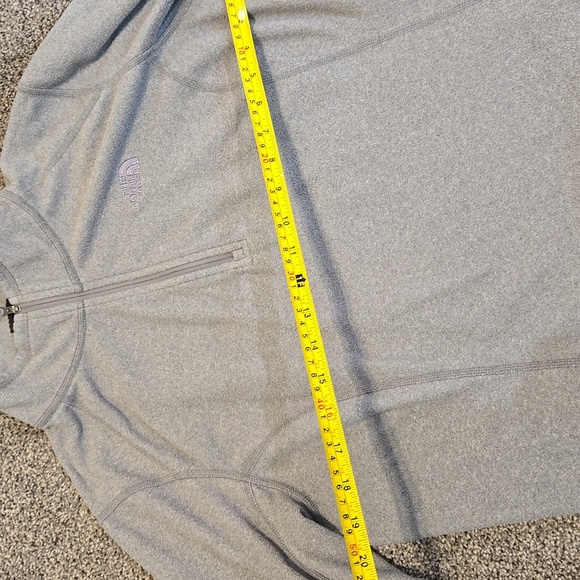 The North Face Gray Quarter-Zip Pullover Long Sleeve Sz L - Picture 3 of 7